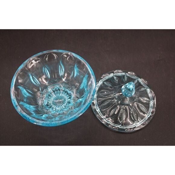 Vintage Anchor Hocking "Fairfield" Pattern Light Blue Lidded Candy Dish - Picture 4 of 9